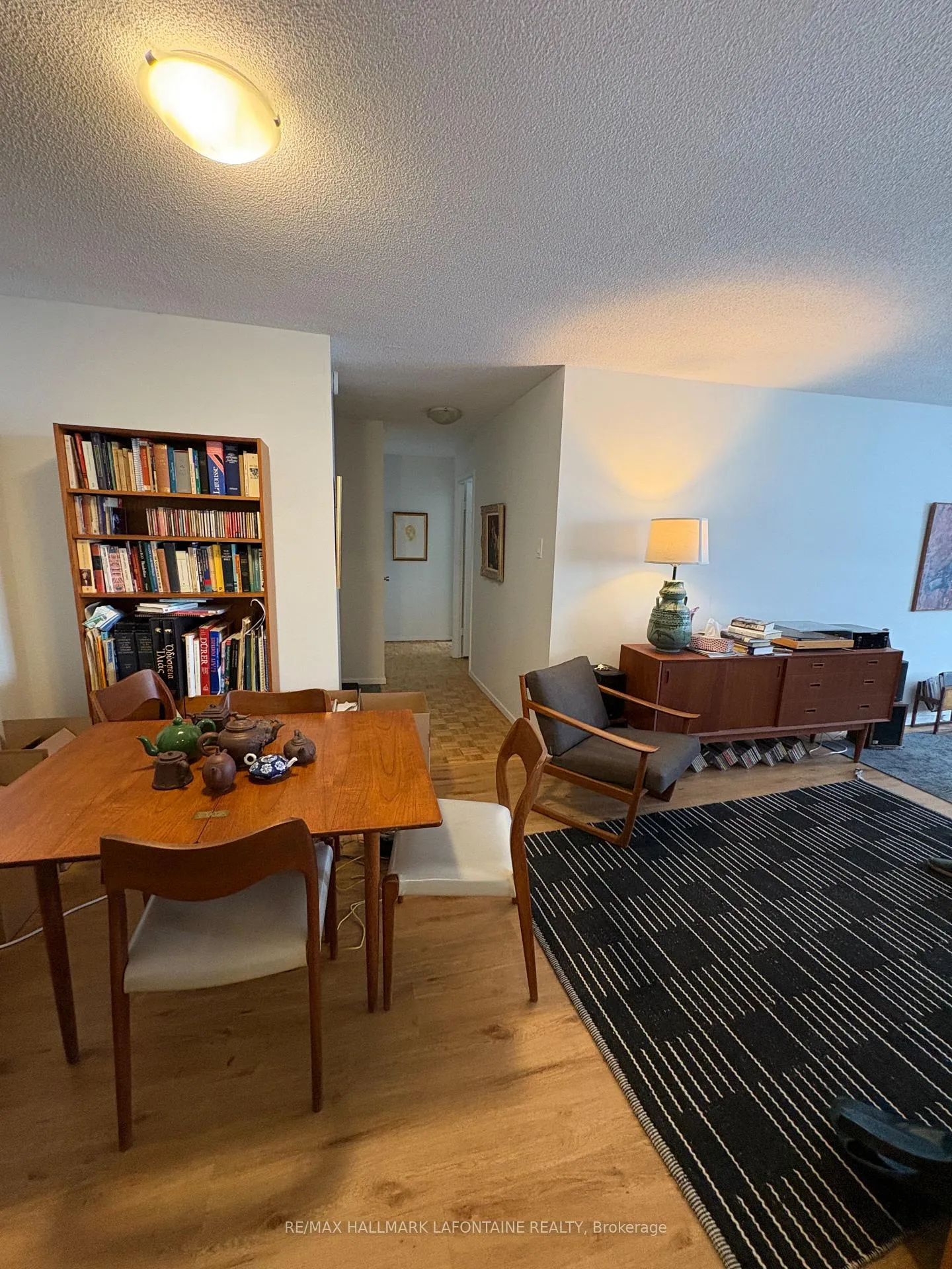 Photo 7 of Unit 905, 2951 Riverside Drive, Ottawa, Mooneys Bay/Riverside Park — HOMEH