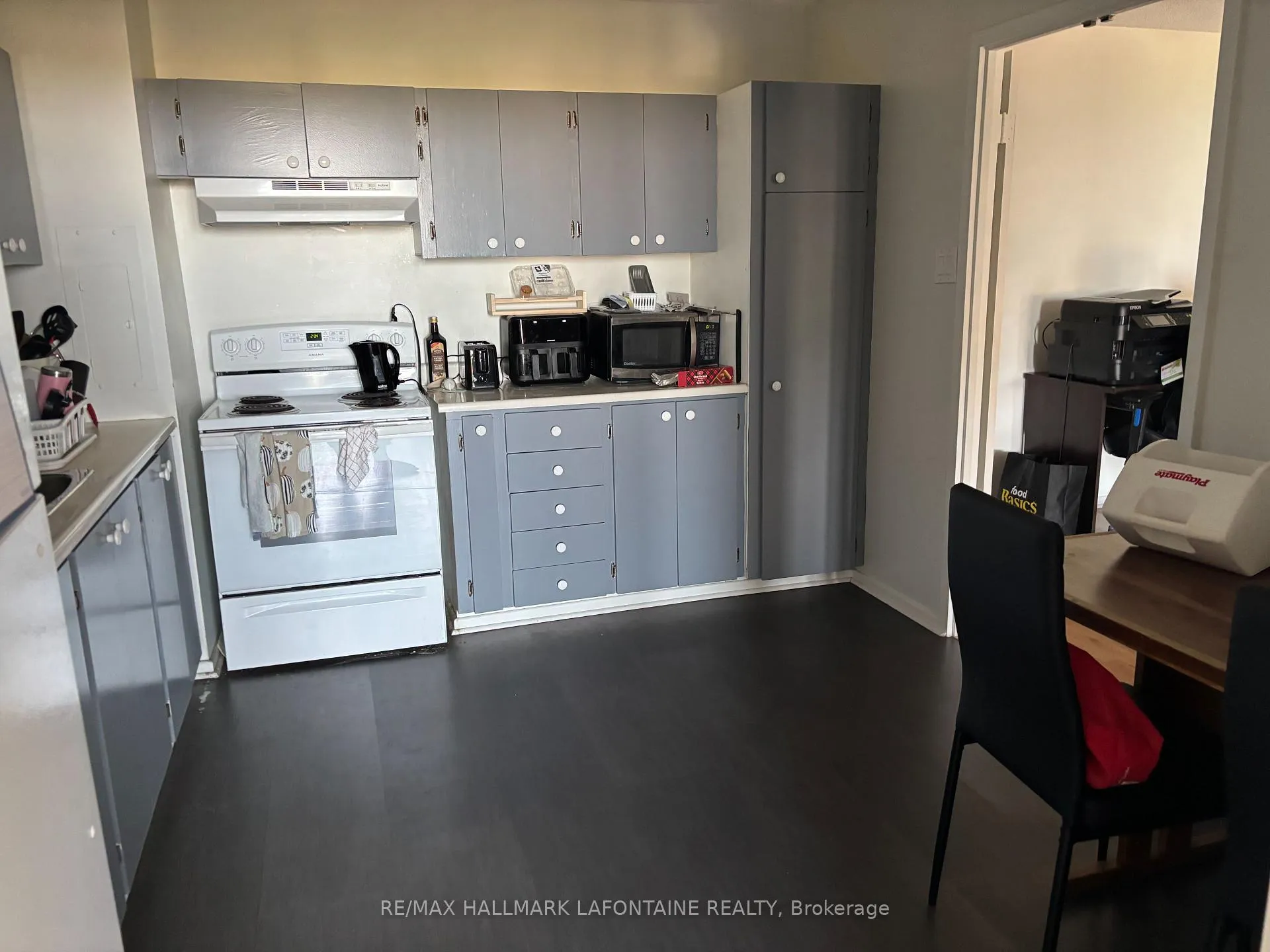 Photo 8 of Unit 905, 2951 Riverside Drive, Ottawa, Mooneys Bay/Riverside Park — HOMEH