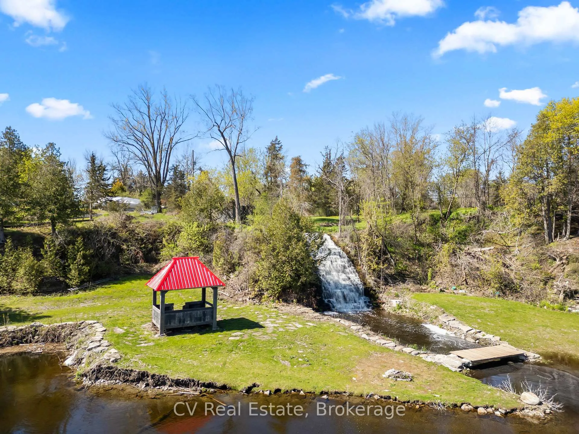 Photo 3 of 782 County Road 49, Prince Edward County, Sophiasburg Ward — HOMEH