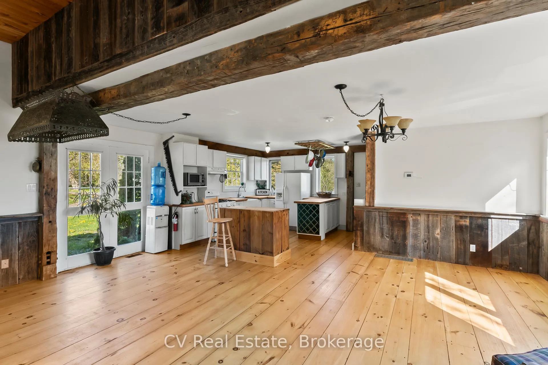 Photo 8 of 782 County Road 49, Prince Edward County, Sophiasburg Ward — HOMEH