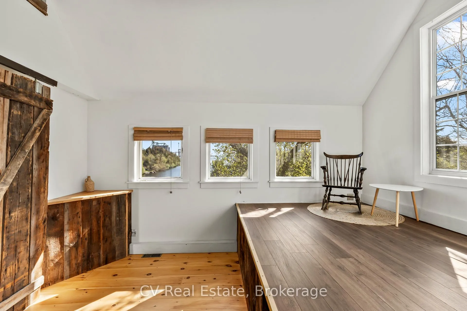 Photo 14 of 782 County Road 49, Prince Edward County, Sophiasburg Ward — HOMEH