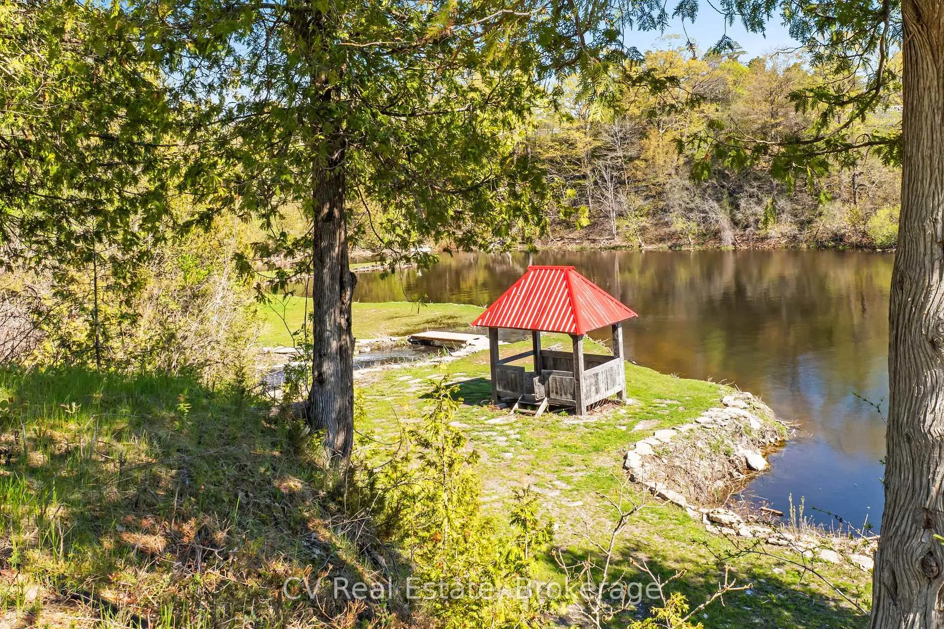 Photo 34 of 782 County Road 49, Prince Edward County, Sophiasburg Ward — HOMEH