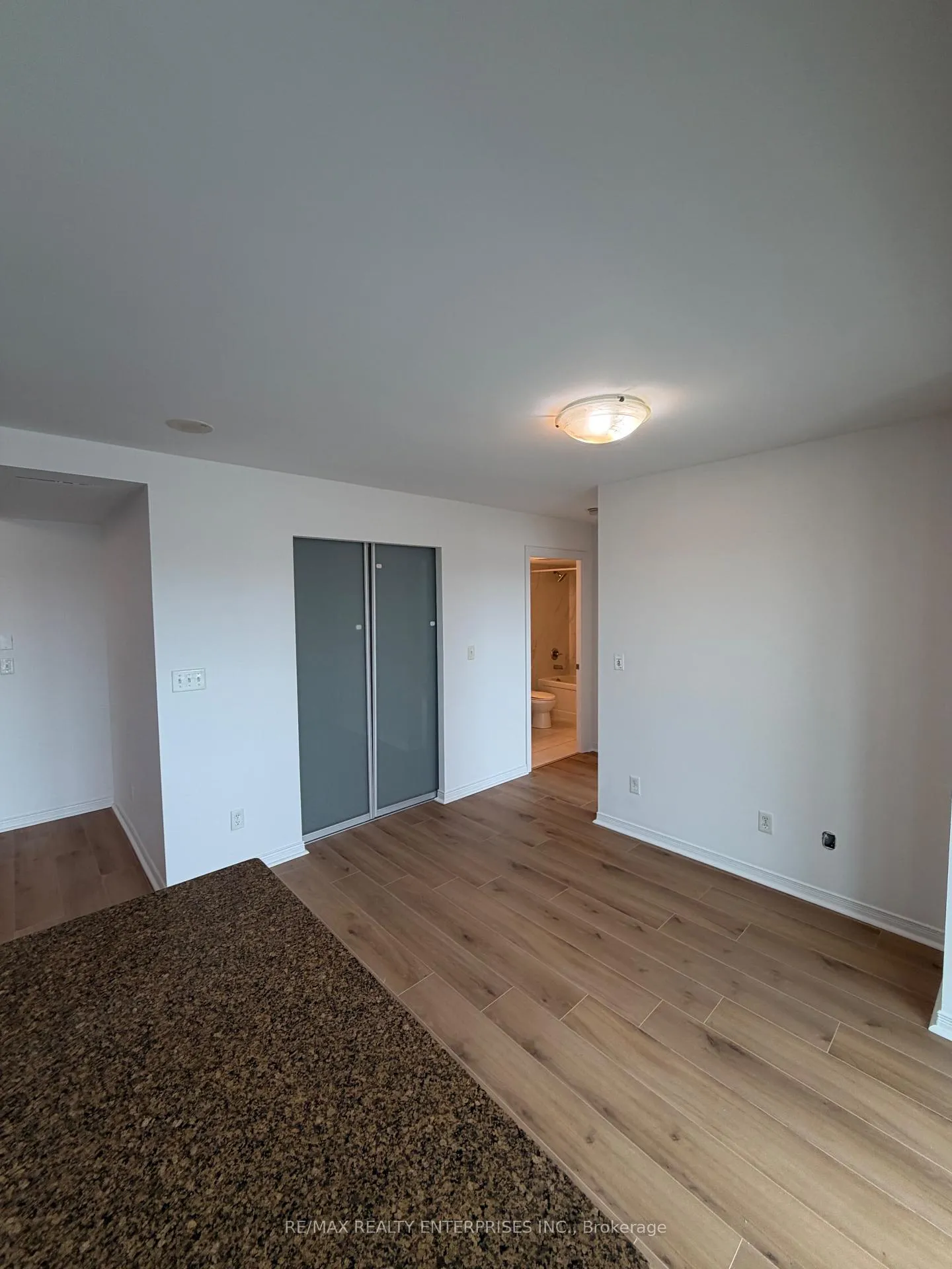 Photo 14 of Unit 1511, 215 Queen Street E, Brampton, Queen Street Corridor — HOMEH