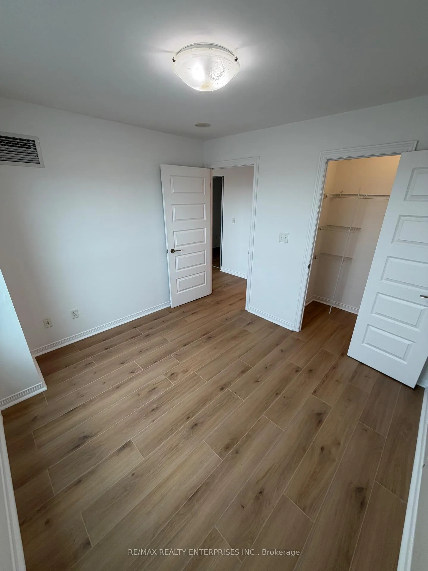 Photo 20 of Unit 1511, 215 Queen Street E, Brampton, Queen Street Corridor — HOMEH