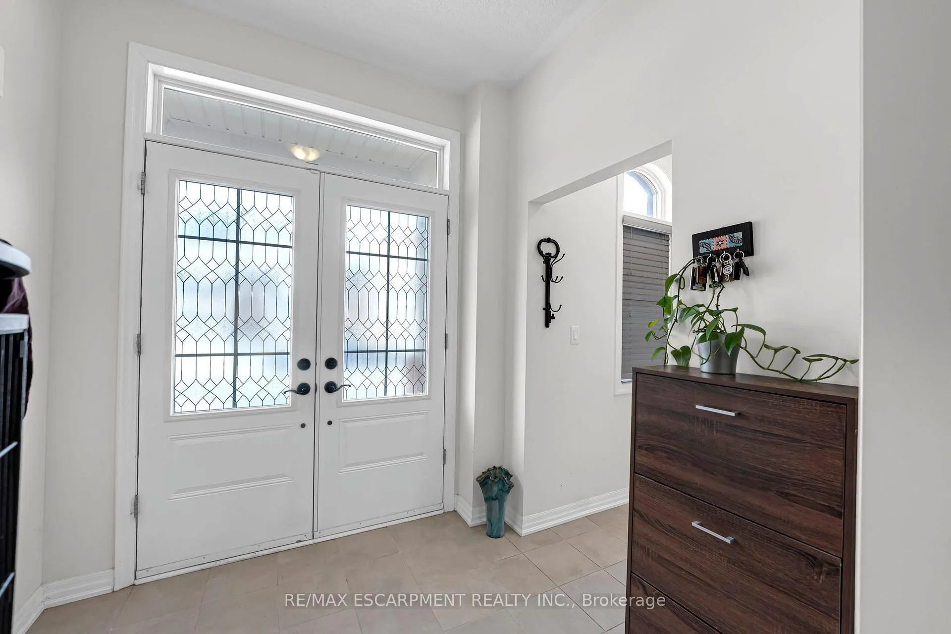 Photo 5 of 3430 Clayton Trail, Oakville, Glenorchy — HOMEH