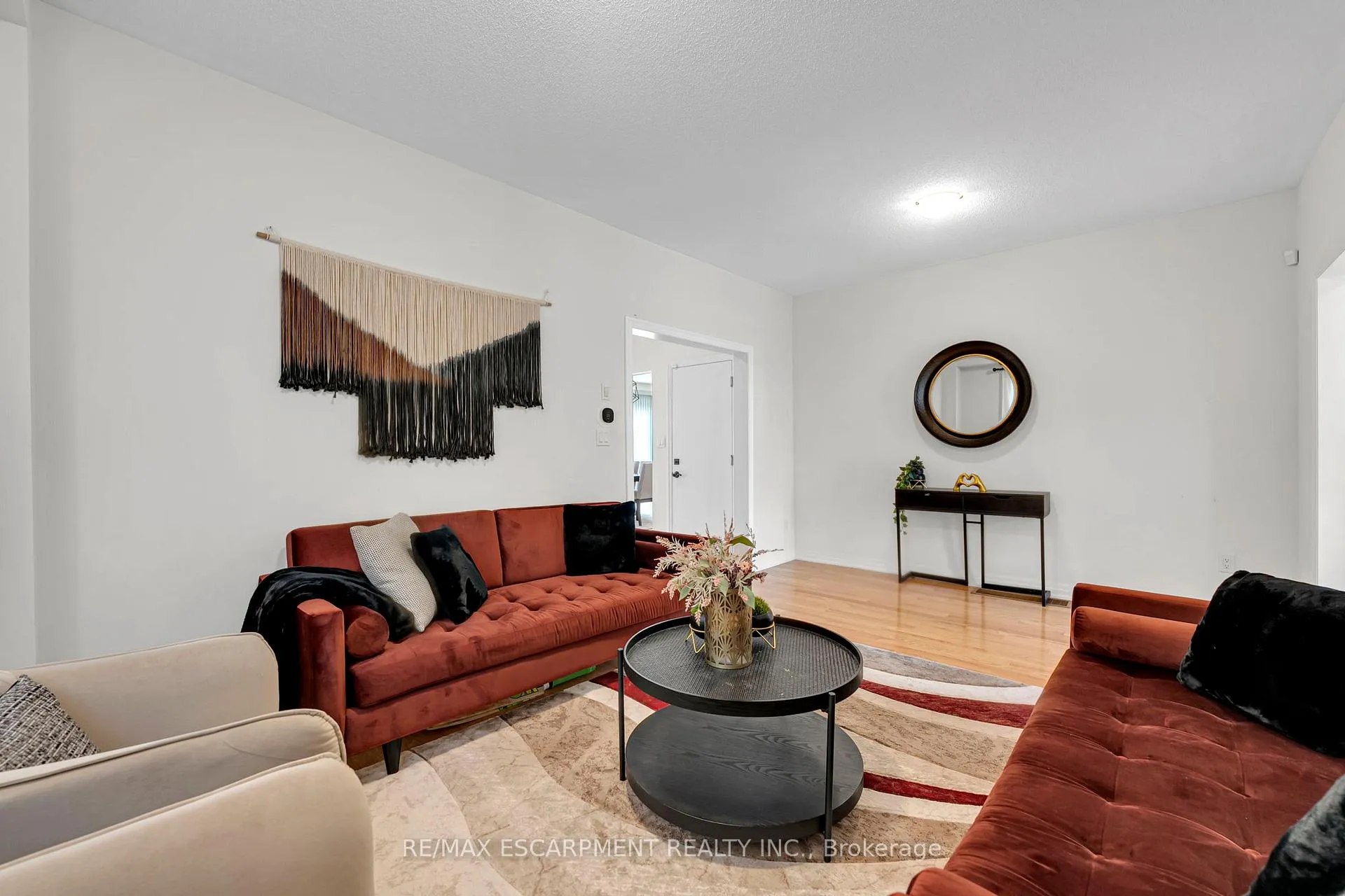 Photo 10 of 3430 Clayton Trail, Oakville, Glenorchy — HOMEH