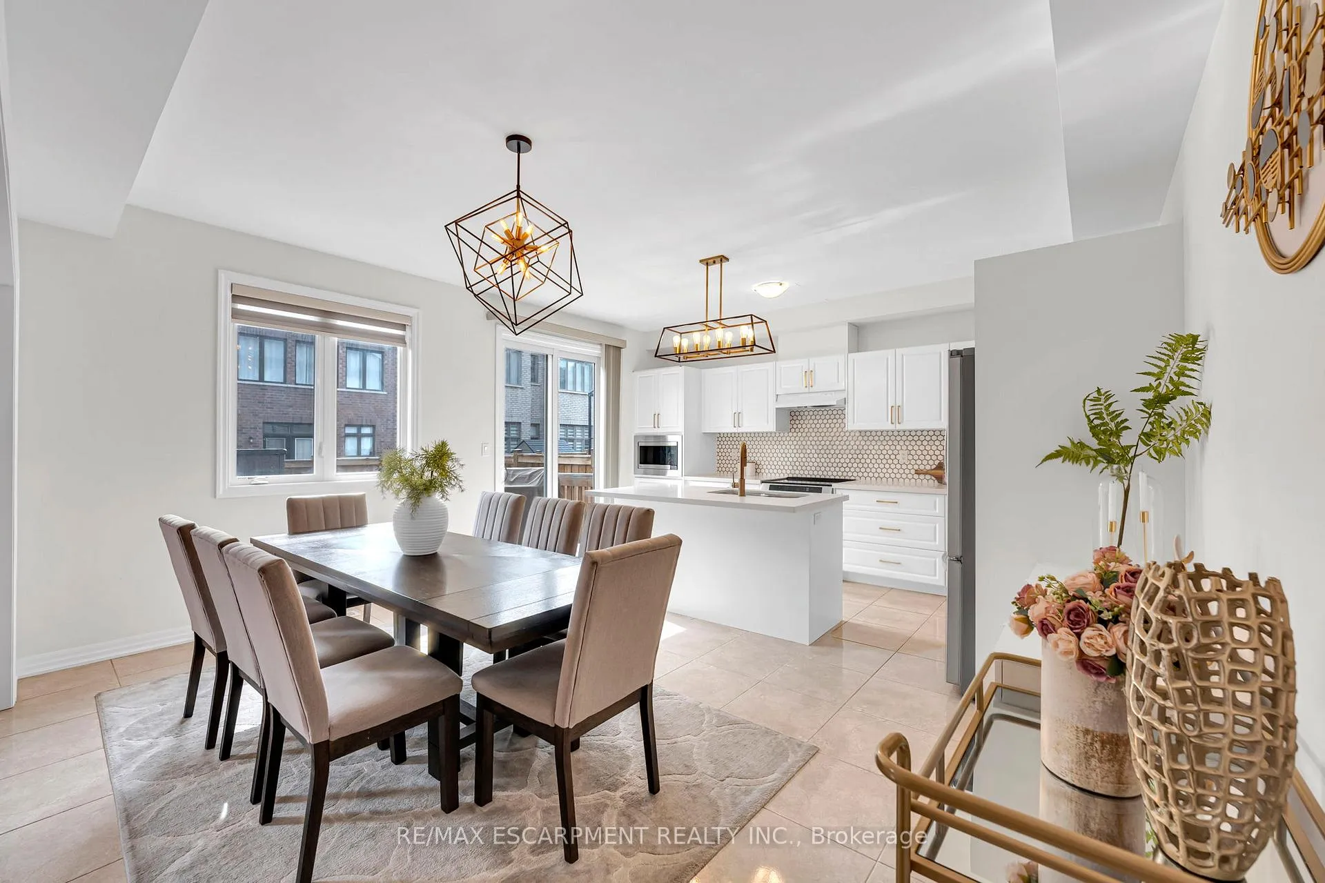 Photo 17 of 3430 Clayton Trail, Oakville, Glenorchy — HOMEH