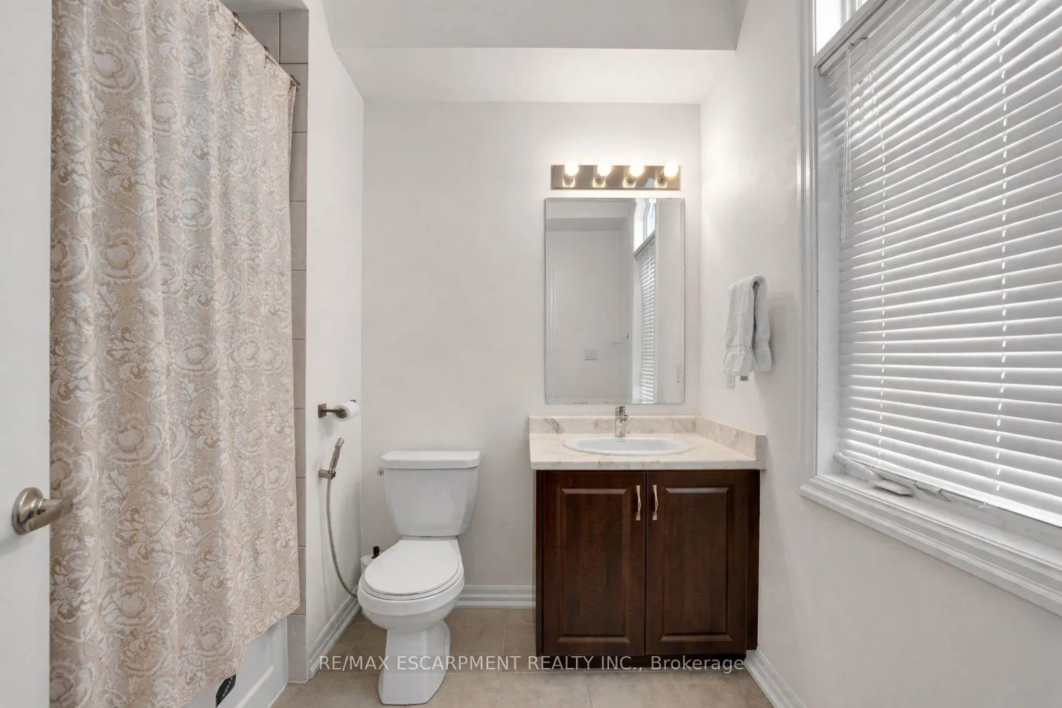Photo 37 of 3430 Clayton Trail, Oakville, Glenorchy — HOMEH