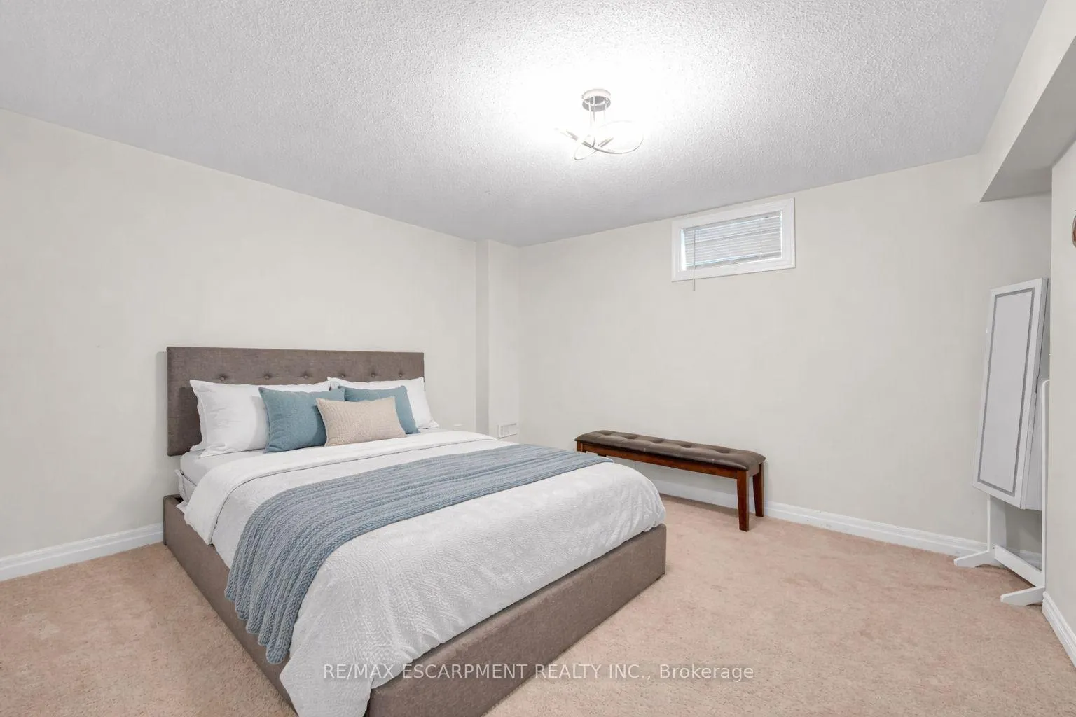 Photo 46 of 3430 Clayton Trail, Oakville, Glenorchy — HOMEH