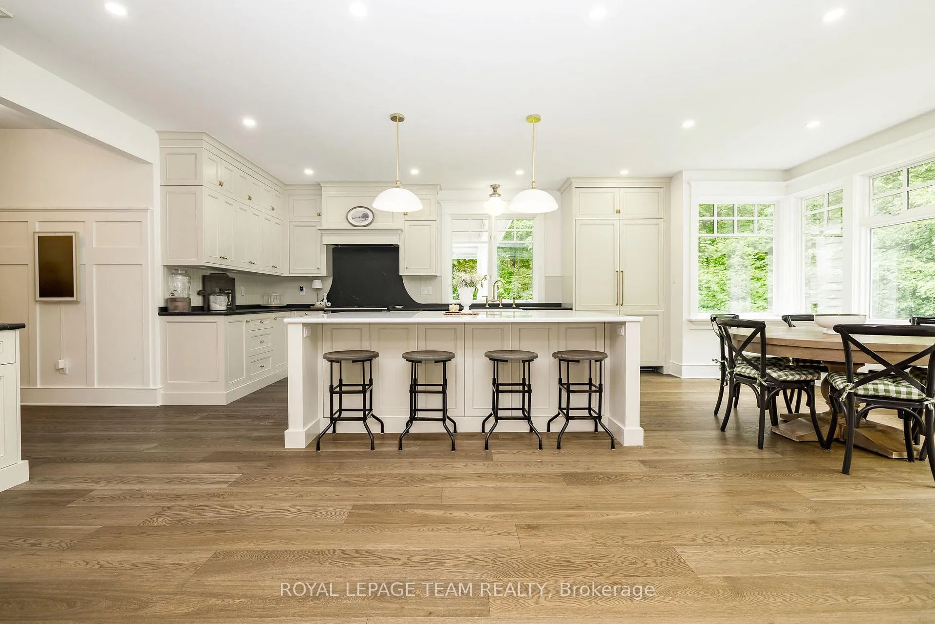 Photo 13 of 36 Marchbrook Circle, Ottawa, Kanata - Rural Kanata (Central) — HOMEH