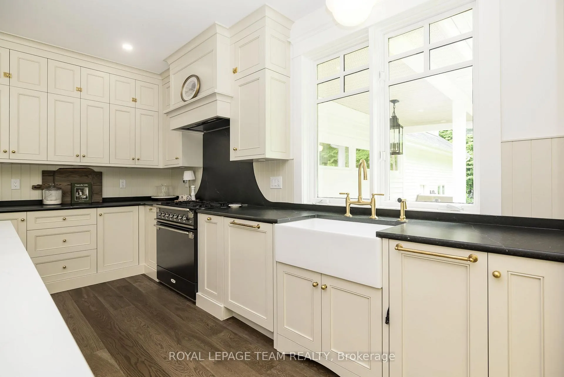 Photo 15 of 36 Marchbrook Circle, Ottawa, Kanata - Rural Kanata (Central) — HOMEH