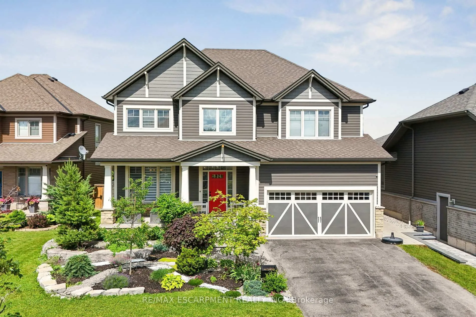 Front of 17 Creek View Drive