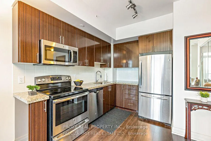 Photo 17 of Unit 621, 7167 Yonge Street, Markham, Grandview — HOMEH