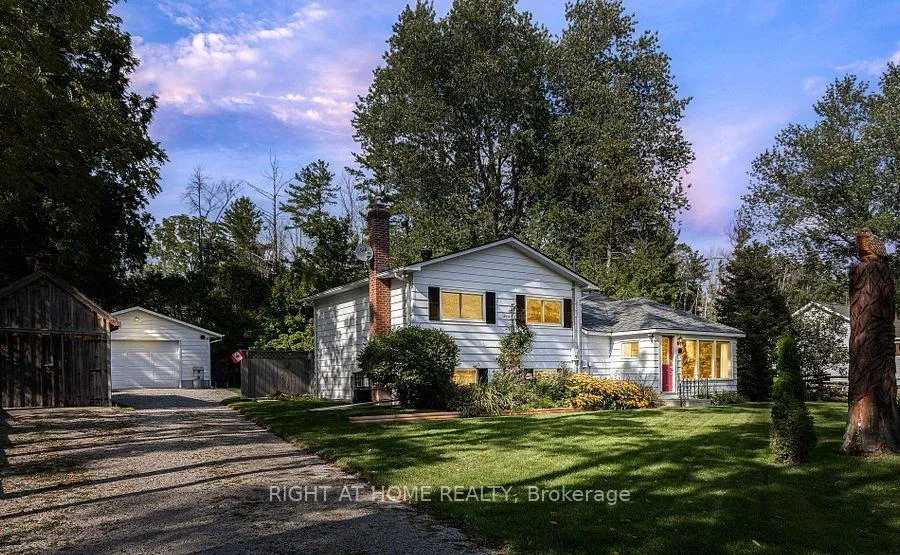 Photo 1 of 12 Lakeshore Road E, Oro-Medonte, Rural Oro-Medonte — HOMEH