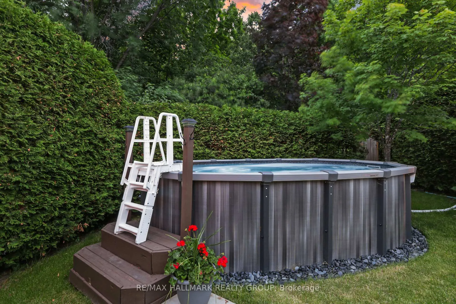 Photo 46 of 85 Knowlton Drive, Ottawa, Barrhaven East — HOMEH