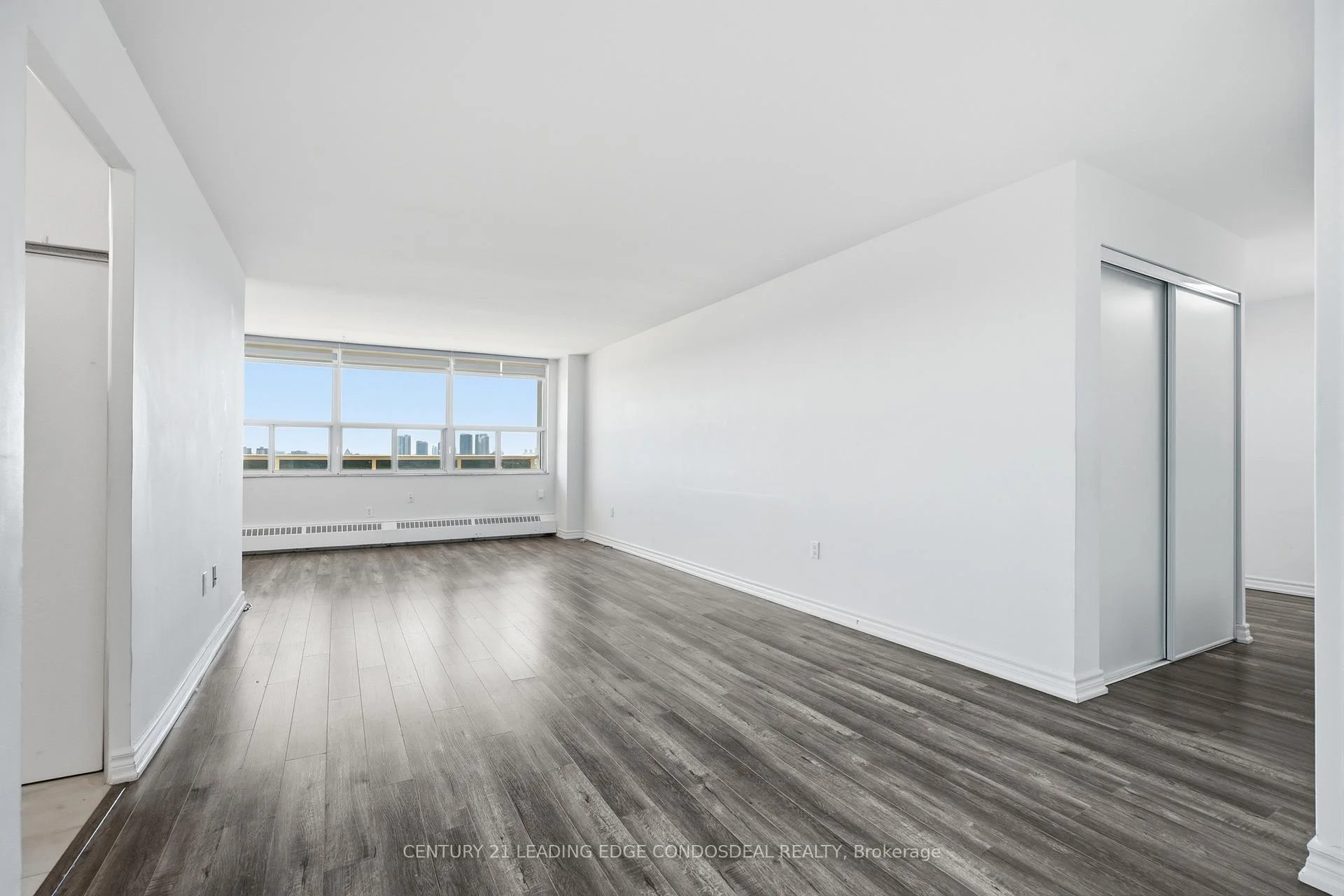 Photo 8 of Unit 1508, 270 Palmdale Drive, Scarborough, Tam O'Shanter-Sullivan — HOMEH