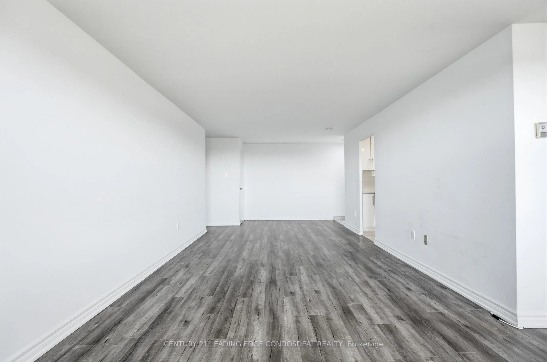Photo 11 of Unit 1508, 270 Palmdale Drive, Scarborough, Tam O'Shanter-Sullivan — HOMEH