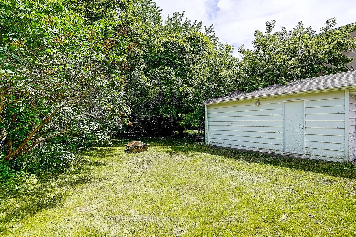 Photo 3 of 335 Willowdale Drive, North York, Willowdale East — HOMEH