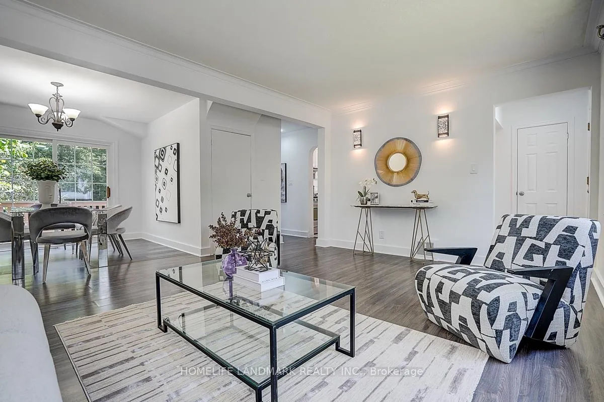 Photo 14 of 335 Willowdale Drive, North York, Willowdale East — HOMEH