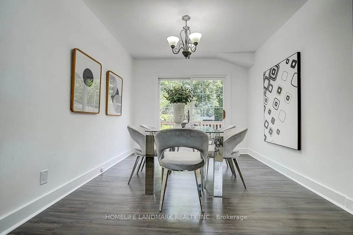 Photo 16 of 335 Willowdale Drive, North York, Willowdale East — HOMEH