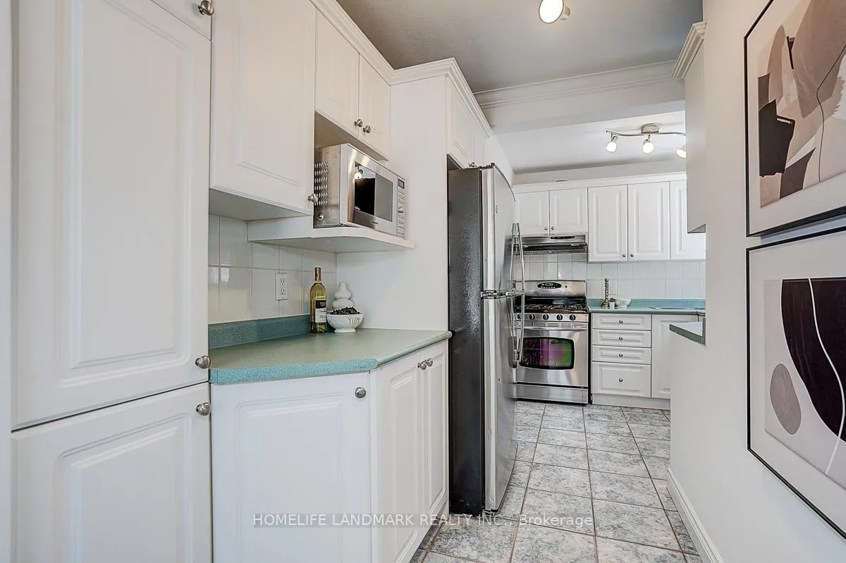 Photo 19 of 335 Willowdale Drive, North York, Willowdale East — HOMEH