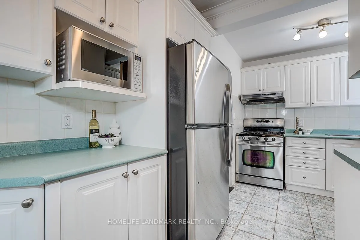 Photo 20 of 335 Willowdale Drive, North York, Willowdale East — HOMEH