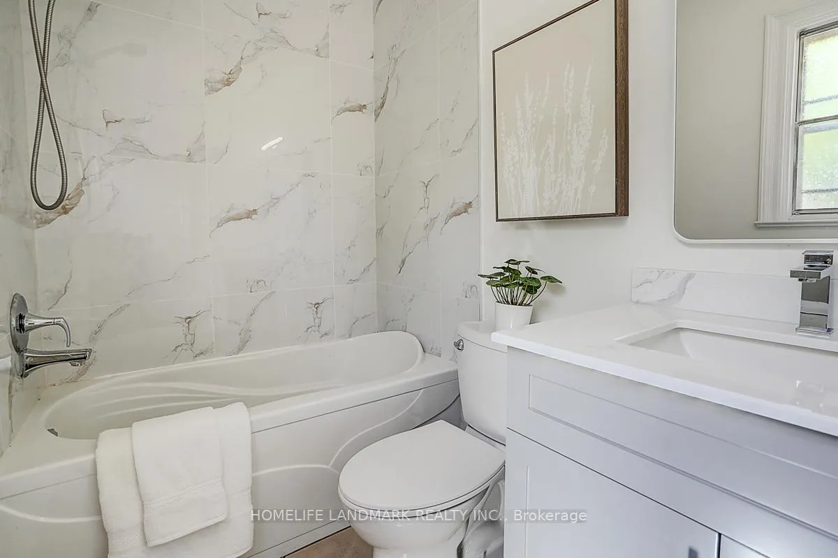 Photo 23 of 335 Willowdale Drive, North York, Willowdale East — HOMEH