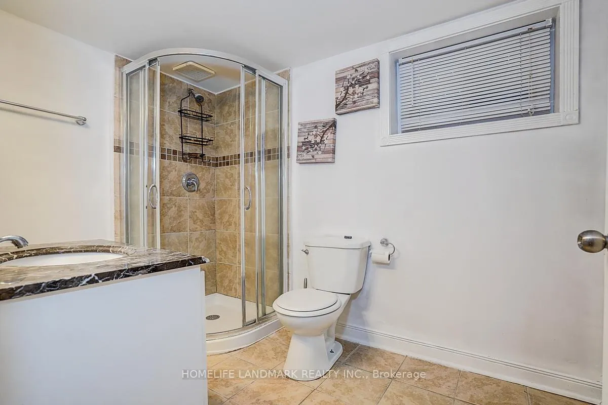 Photo 37 of 335 Willowdale Drive, North York, Willowdale East — HOMEH