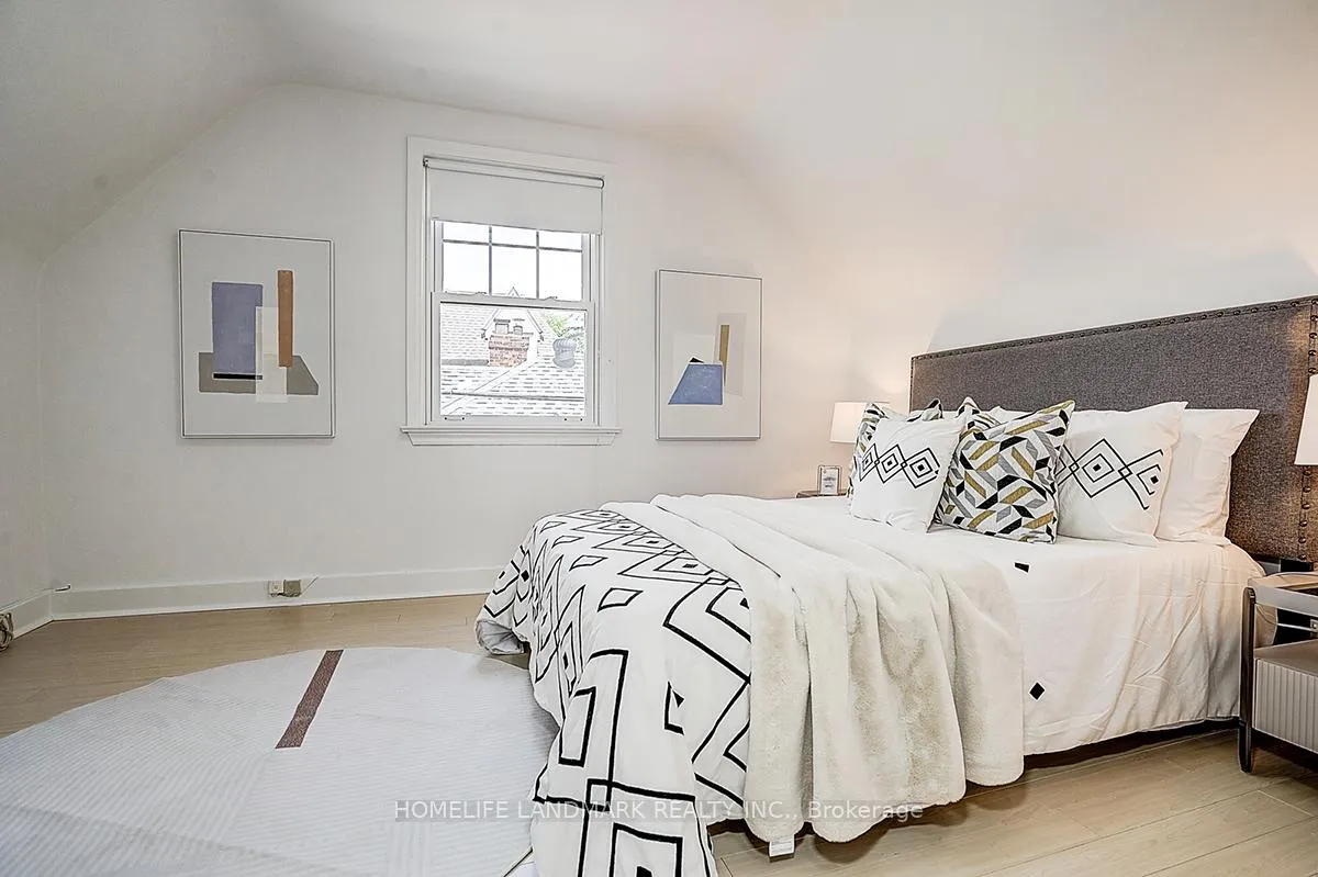 Photo 45 of 335 Willowdale Drive, North York, Willowdale East — HOMEH