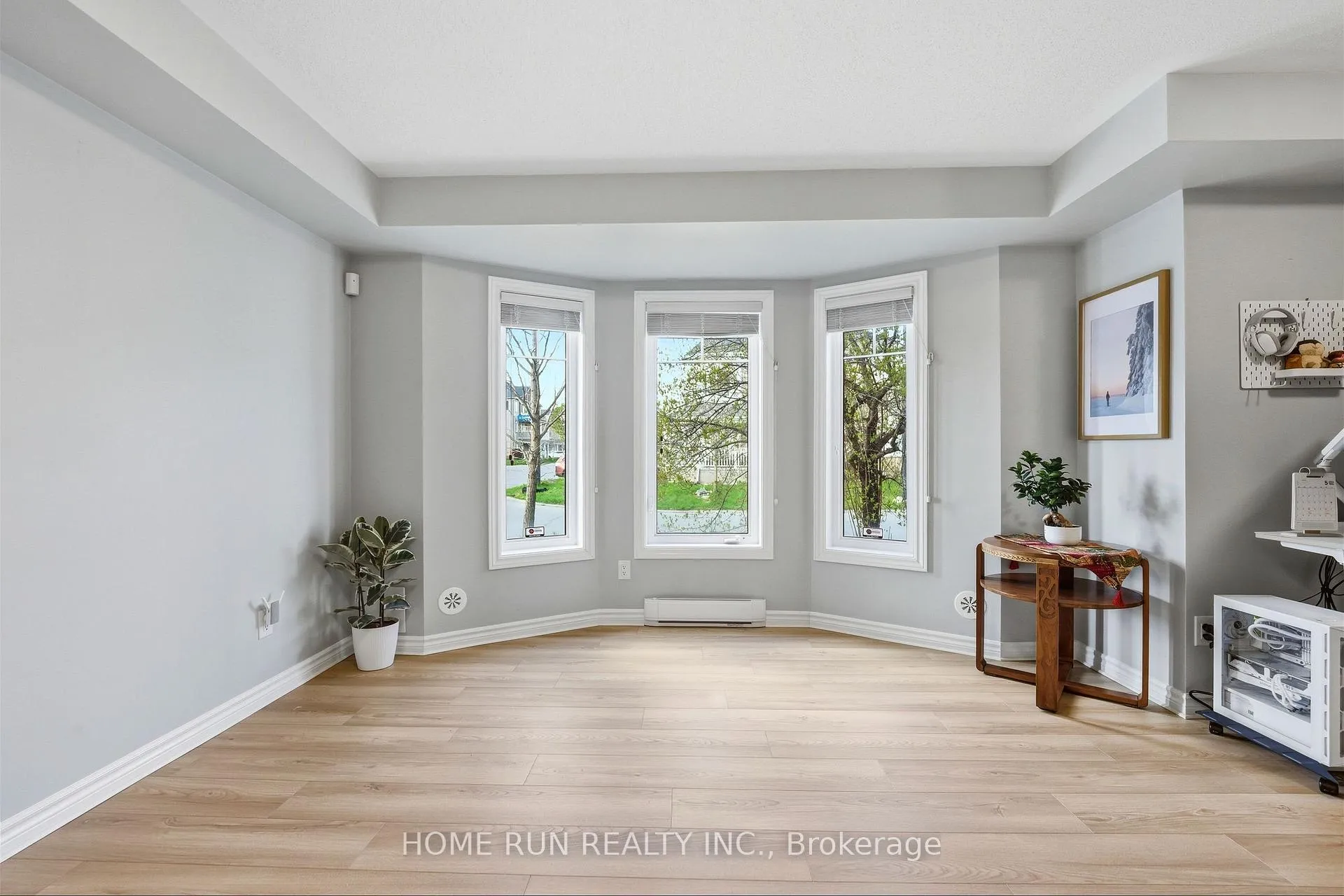 Photo 7 of 253 Cayman Road, Ottawa, Stittsville (North) — HOMEH