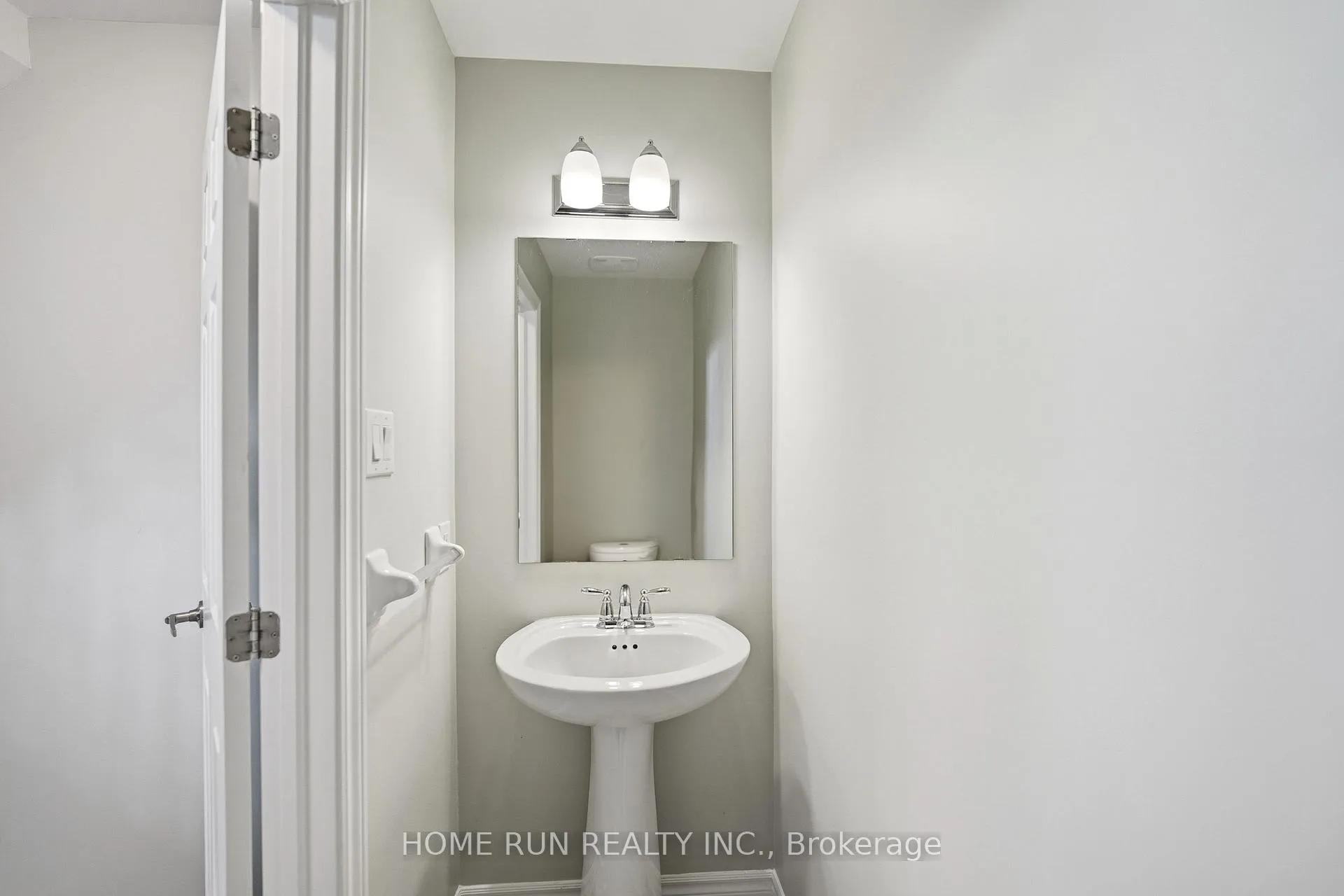 Photo 11 of 253 Cayman Road, Ottawa, Stittsville (North) — HOMEH