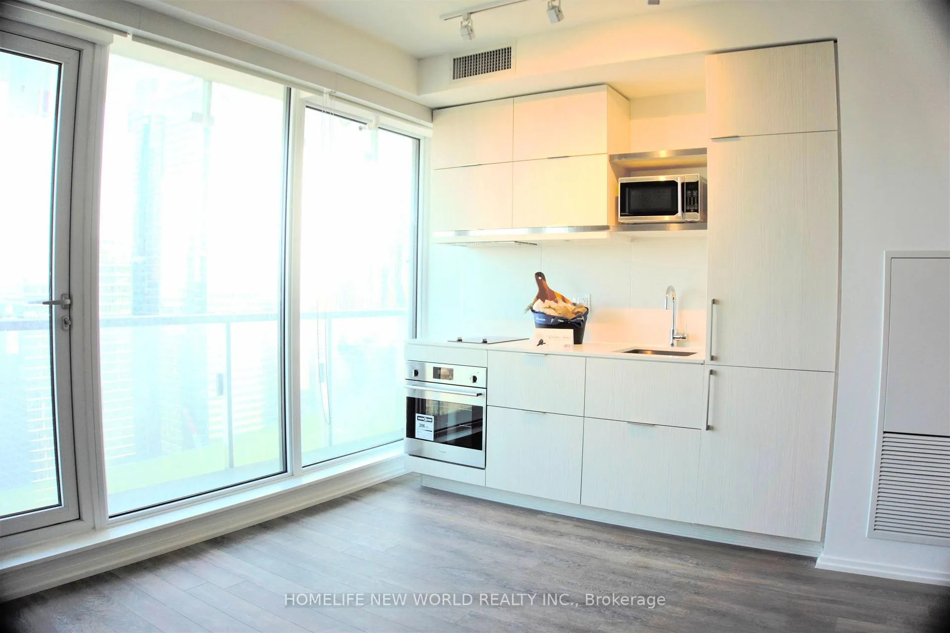 Photo 4 of Unit 3508, 197 Yonge Street, Toronto, Church-Yonge Corridor — HOMEH