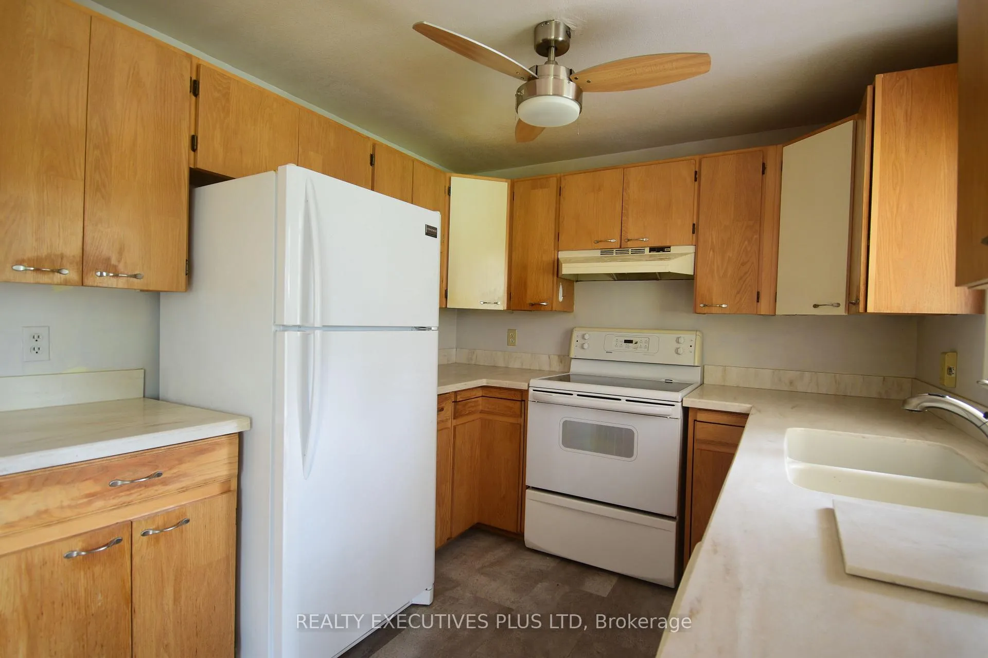Photo 14 of 14 Butternut Court, New Tecumseth, Rural New Tecumseth — HOMEH