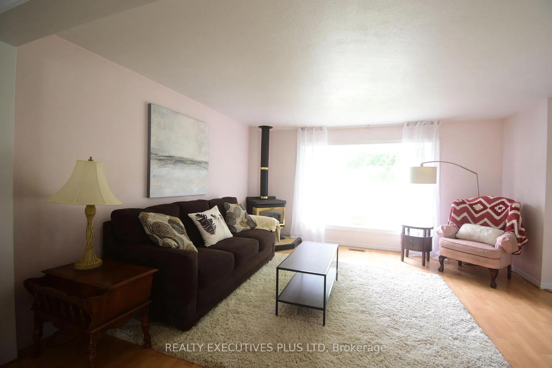 Photo 15 of 14 Butternut Court, New Tecumseth, Rural New Tecumseth — HOMEH