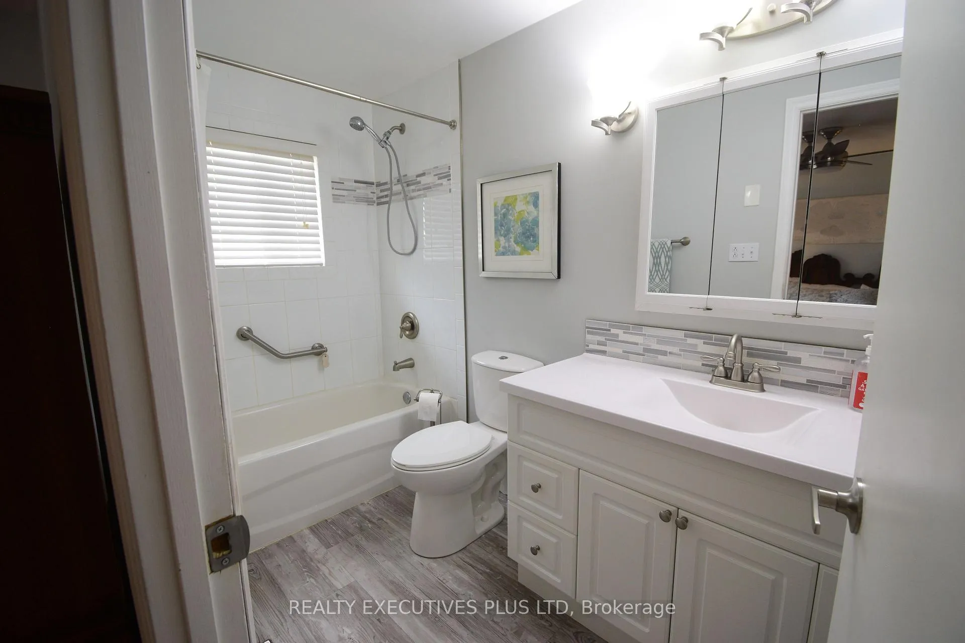 Photo 19 of 14 Butternut Court, New Tecumseth, Rural New Tecumseth — HOMEH
