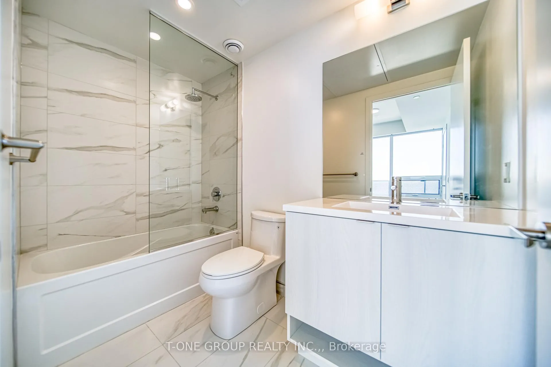 Photo 20 of Unit 6807, 138 Downes Street, Toronto, Waterfront Communities — HOMEH