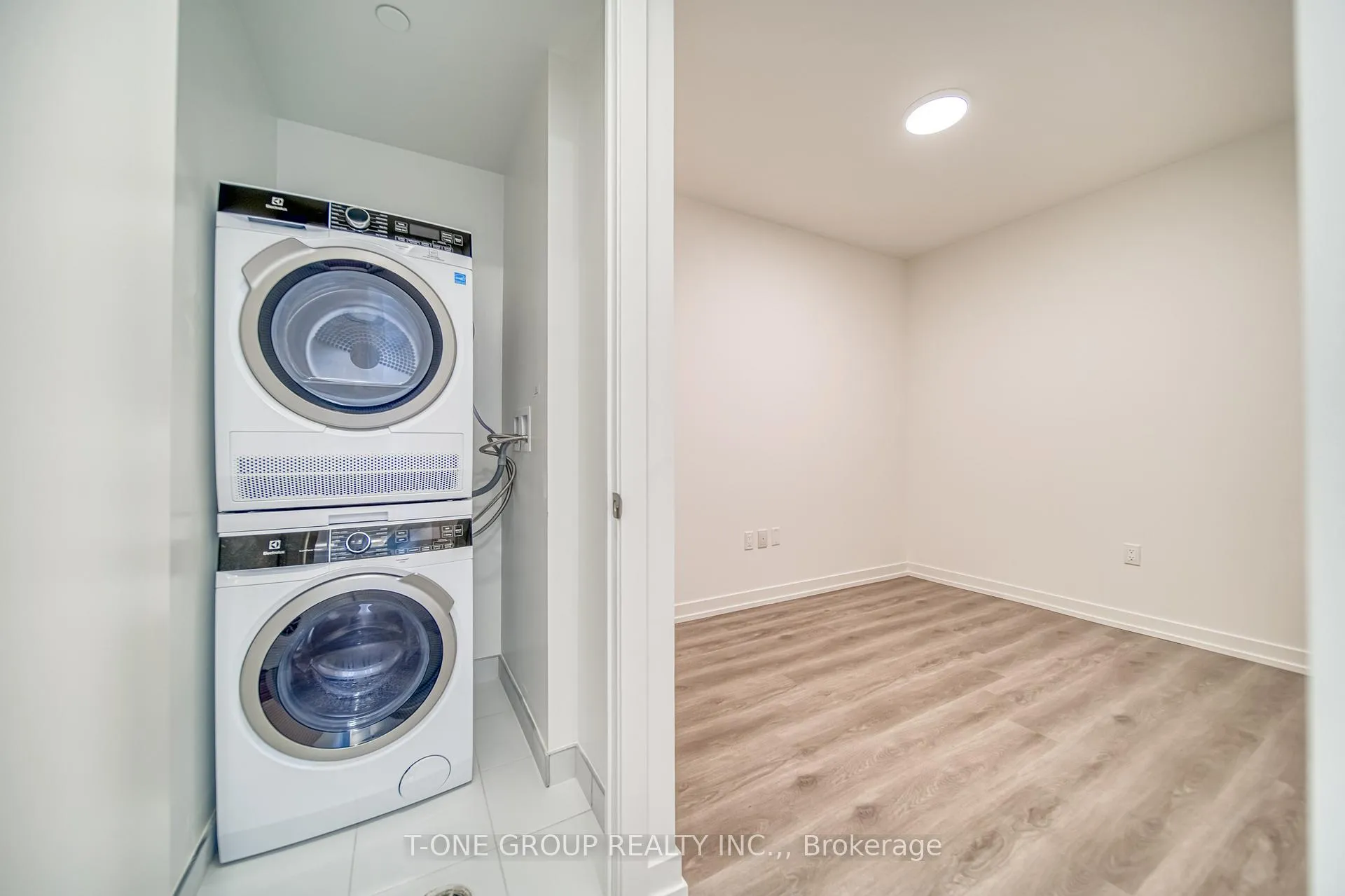Photo 28 of Unit 6807, 138 Downes Street, Toronto, Waterfront Communities — HOMEH