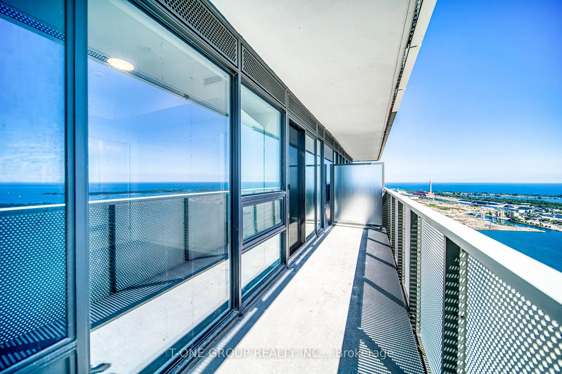 Photo 30 of Unit 6807, 138 Downes Street, Toronto, Waterfront Communities — HOMEH