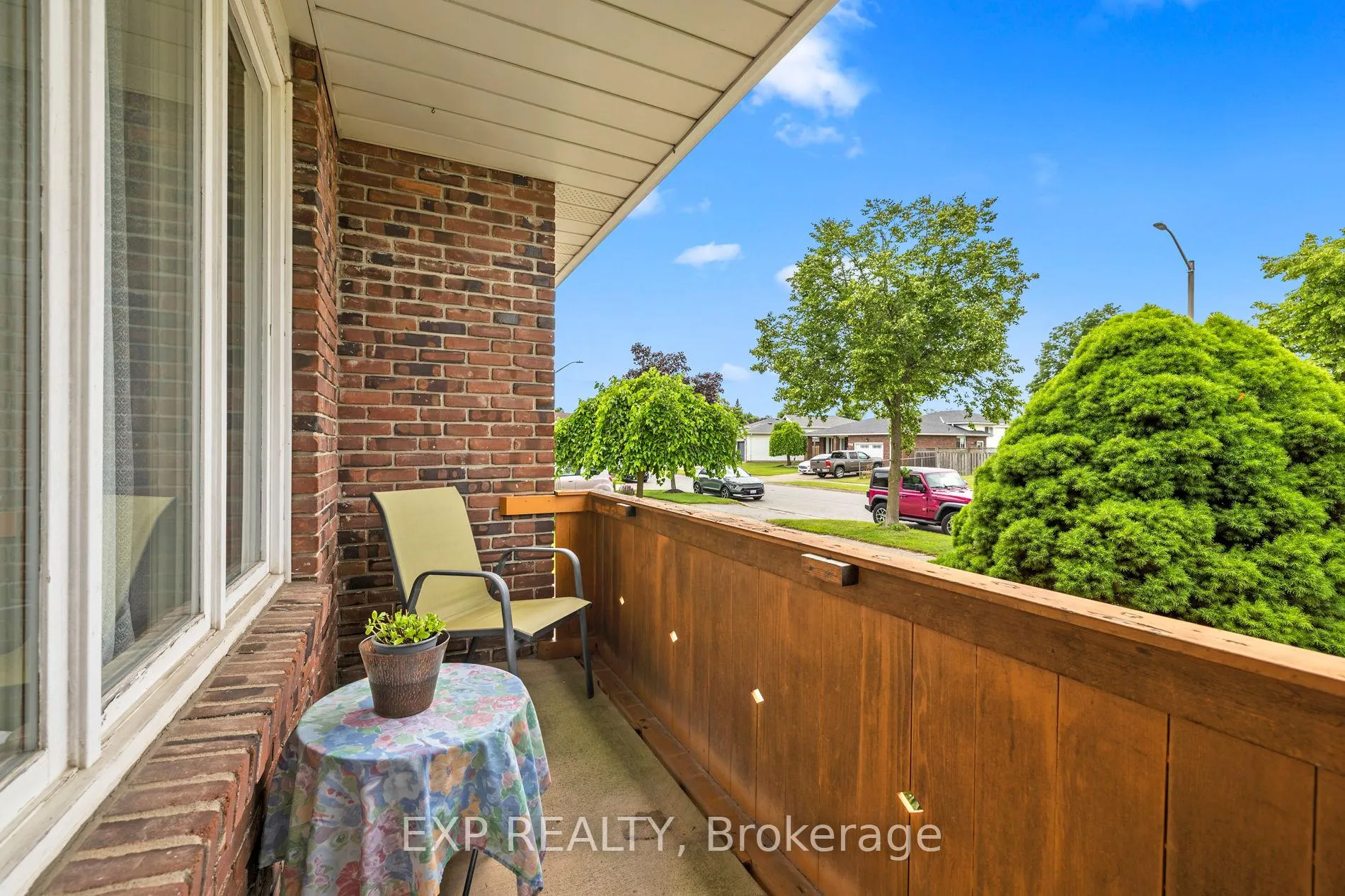 Photo 4 of 7430 Alex Avenue, Niagara Falls, Oldfield — HOMEH