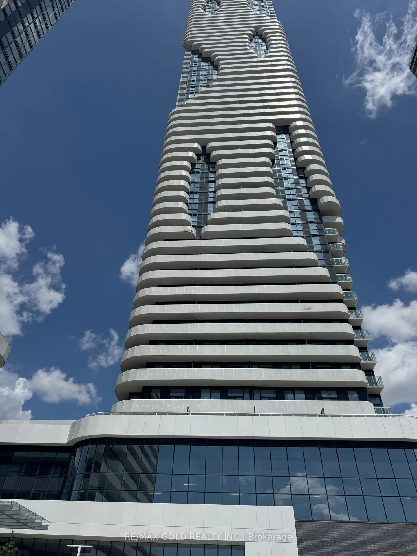 Photo 3 of Unit 4107, 225 Commerce Street, Vaughan, Vaughan Corporate Centre — HOMEH