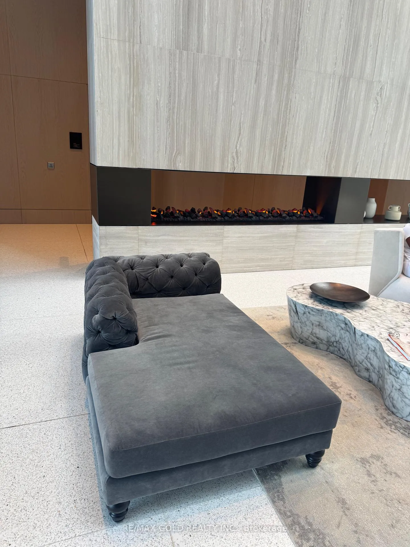 Photo 4 of Unit 4107, 225 Commerce Street, Vaughan, Vaughan Corporate Centre — HOMEH