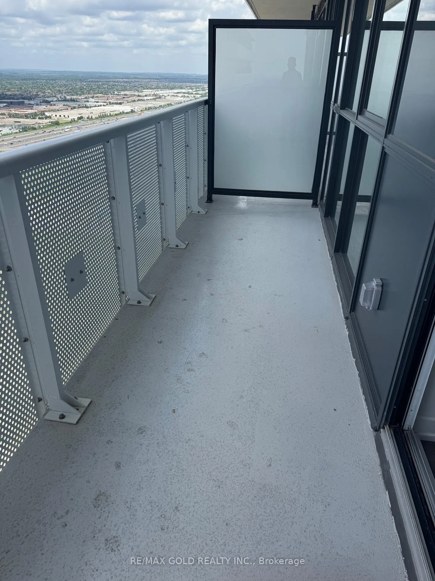 Photo 22 of Unit 4107, 225 Commerce Street, Vaughan, Vaughan Corporate Centre — HOMEH