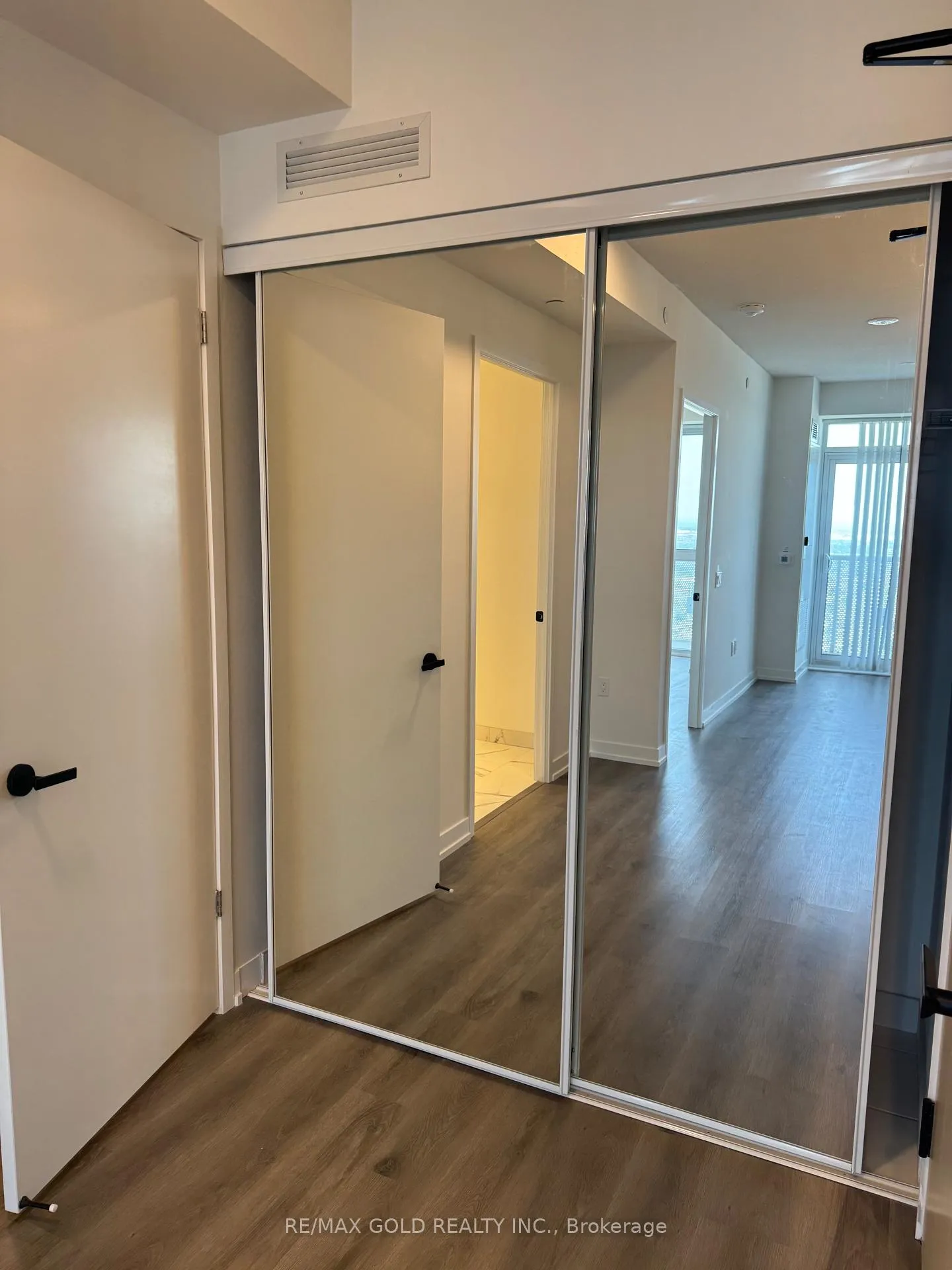 Photo 31 of Unit 4107, 225 Commerce Street, Vaughan, Vaughan Corporate Centre — HOMEH