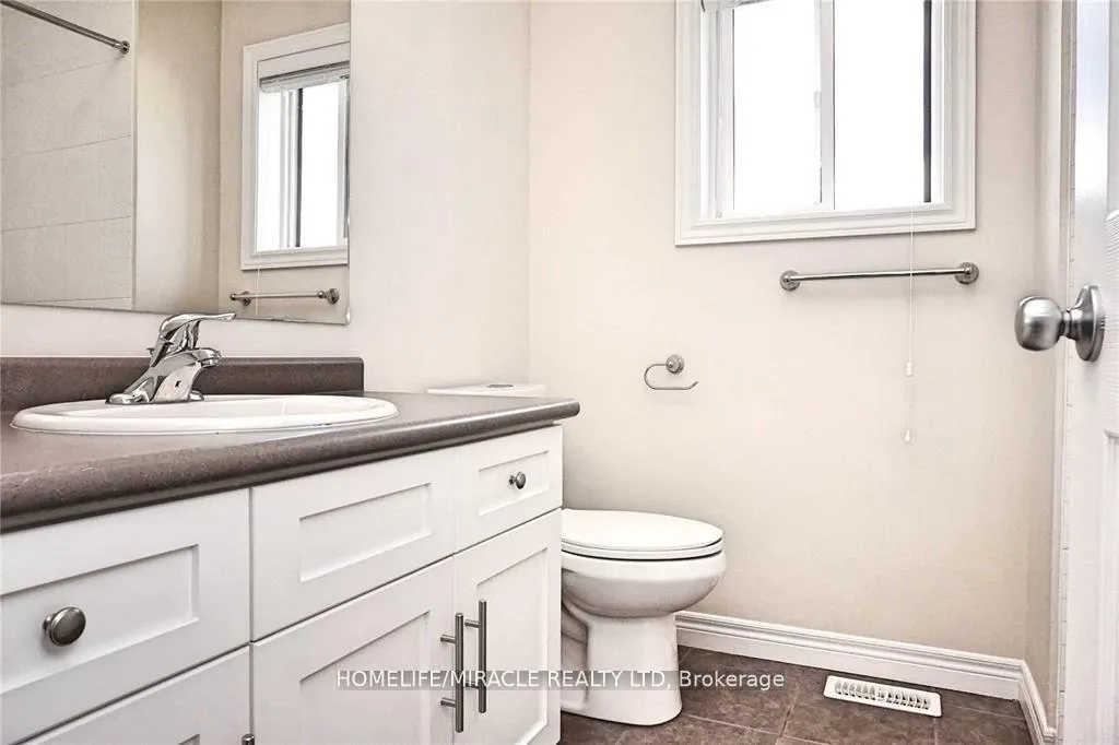 Photo 22 of 11 Sandybay Avenue, Kitchener — HOMEH