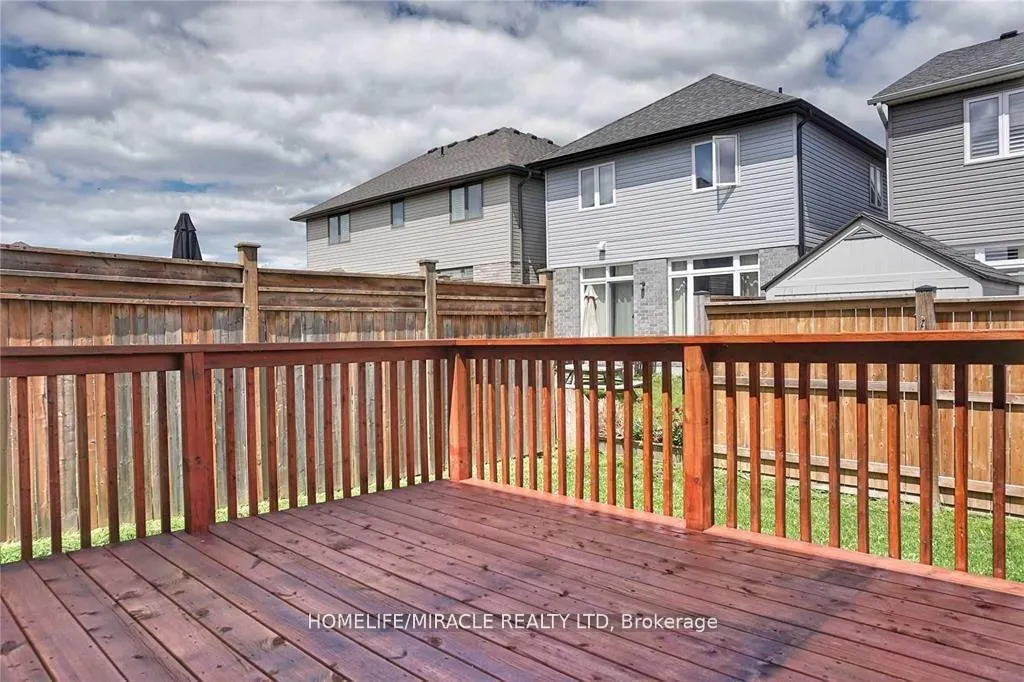 Photo 24 of 11 Sandybay Avenue, Kitchener — HOMEH