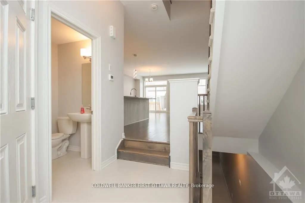 Photo 2 of 144 Angelonia Crescent, Ottawa, Blossom Park/Kemp Park/Findlay Creek — HOMEH
