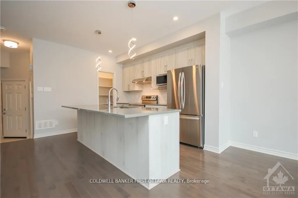 Photo 5 of 144 Angelonia Crescent, Ottawa, Blossom Park/Kemp Park/Findlay Creek — HOMEH
