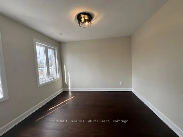 Photo 17 of Unit A, 9 Gwynne Avenue, Ottawa, Civic Hospital — HOMEH