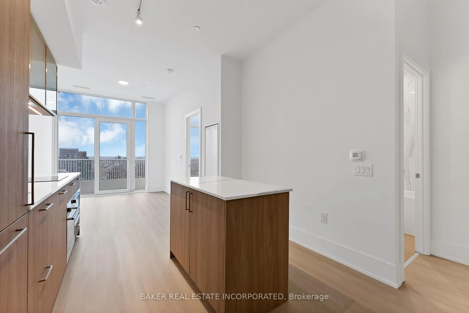 Photo 10 of Unit PH3, 36 Olive Avenue, North York, Willowdale East — HOMEH