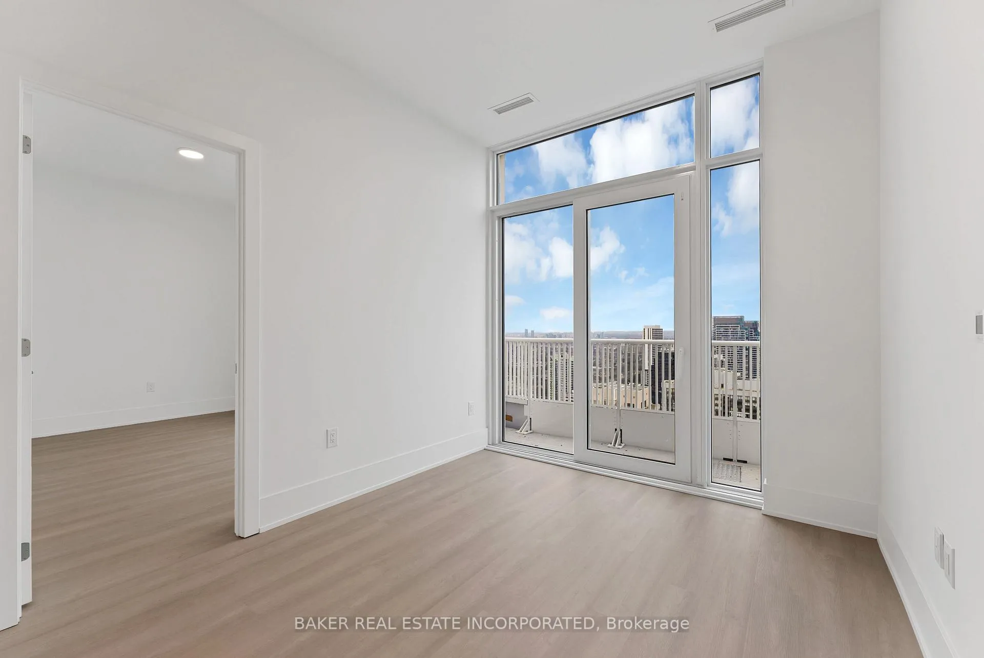Photo 13 of Unit PH3, 36 Olive Avenue, North York, Willowdale East — HOMEH